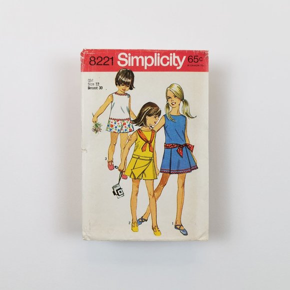 60s Simplicity Sewing Pattern 8221 Child’s Jumper - Picture 1 of 9